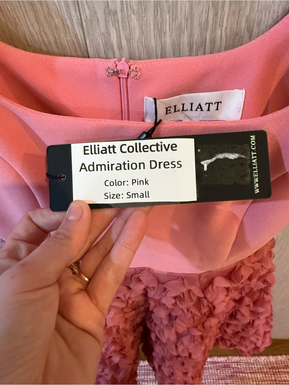 NWT Elliatt Admiration Dress Pink Floral Textured A-Line Skirt Mini S - Picture 9 of 9